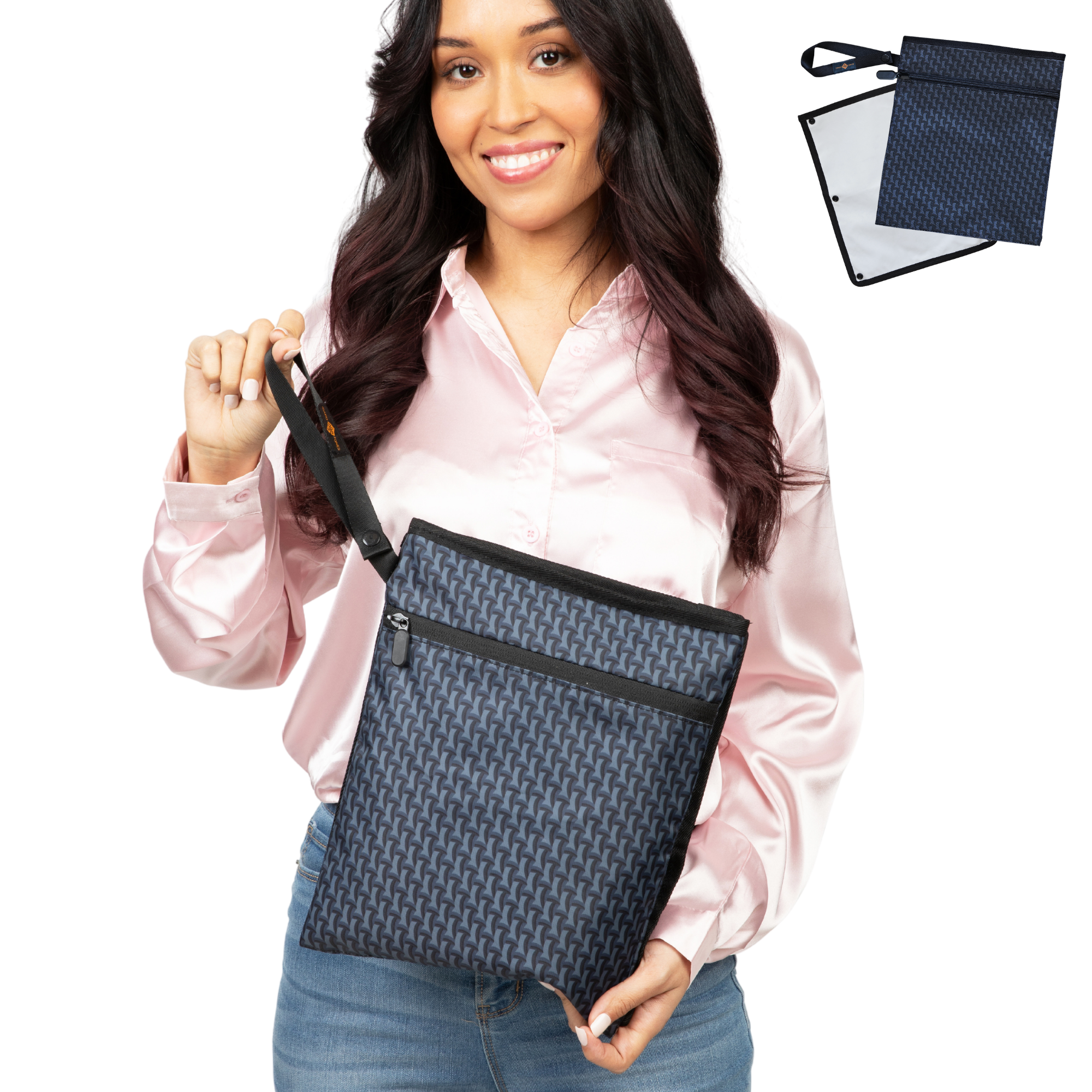 Woman holding a Robin wet dry bag for pump parts, showcasing its stylish design and convenient handle.