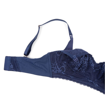close up shot of idaho jones medieval blue aine pumping bra with the nursing clip unclasped